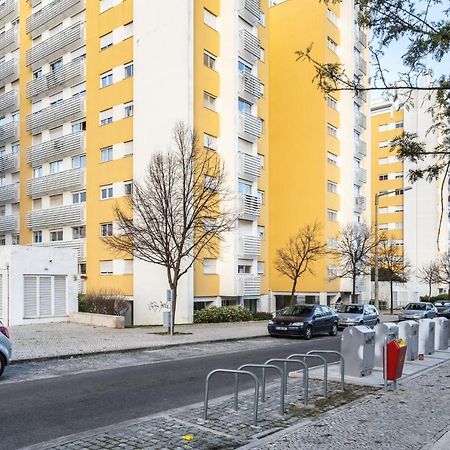 Akicity Penha Ebony Lisbon Exterior photo