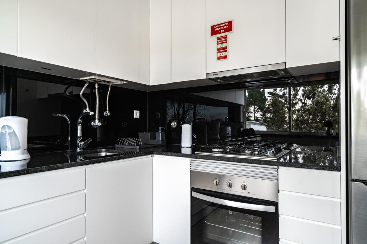 Akicity Penha Ebony Lisbon Exterior photo